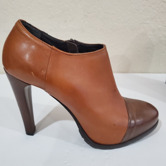 Cecil Leather Brown and Tan Ankle Boots Size 8 - Picture 2 of 10